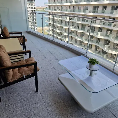 81 Apartment